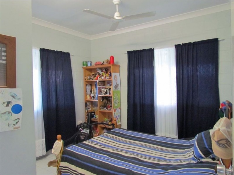 39 J Pierce Road, Bouldercombe QLD 4702