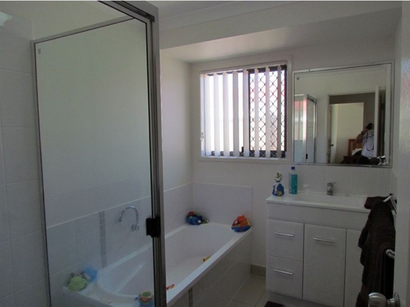 9 Doongarra Cr, Gracemere QLD 4702