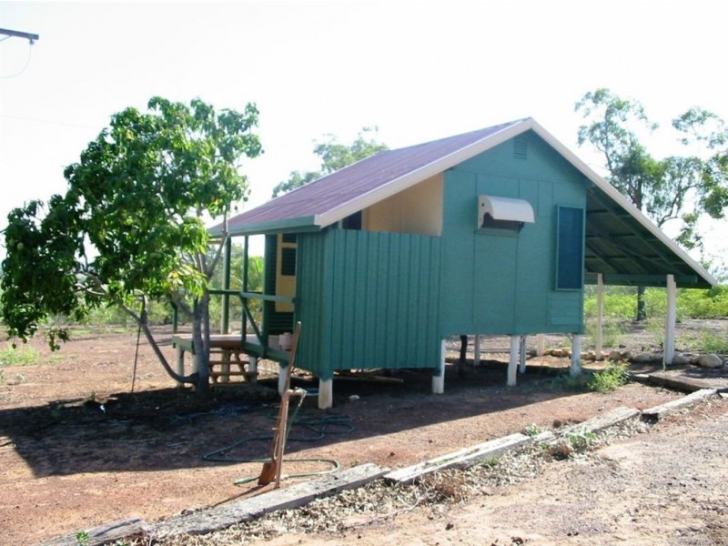 196 Wumalgi Rd, St Lawrence QLD 4707