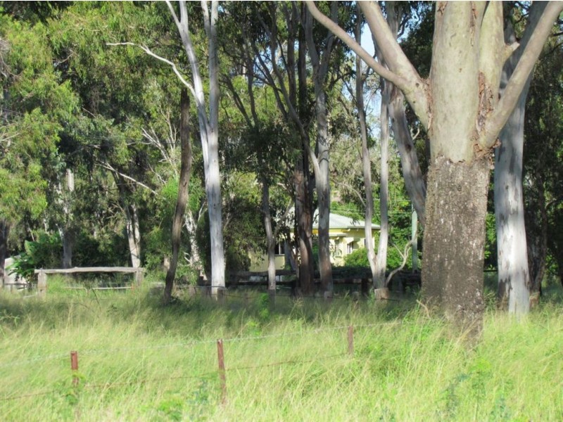 2 Dunlop Street, Rockhampton City QLD 4700