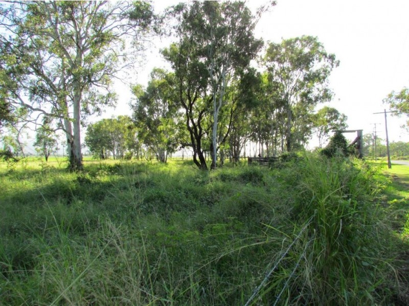 2 Dunlop Street, Rockhampton City QLD 4700