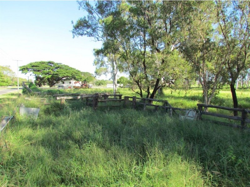 2 Dunlop Street, Rockhampton City QLD 4700