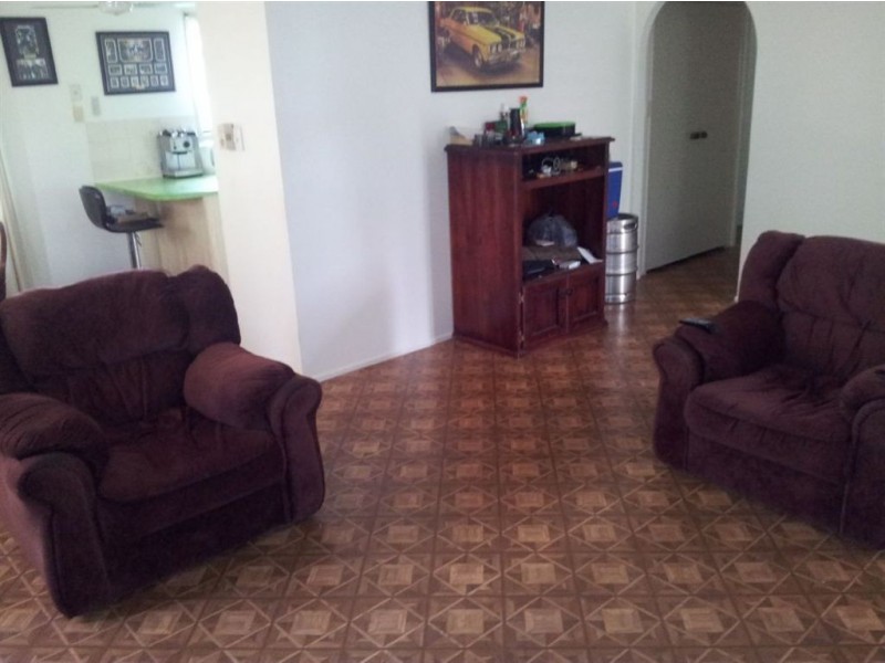 3 thora, Gracemere QLD 4702