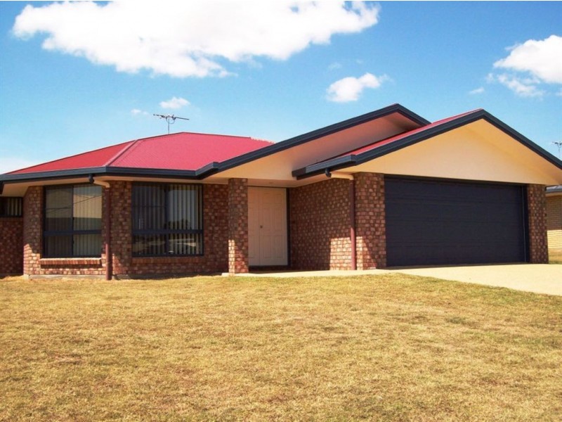 5 Seonaid Place, Gracemere QLD 4702