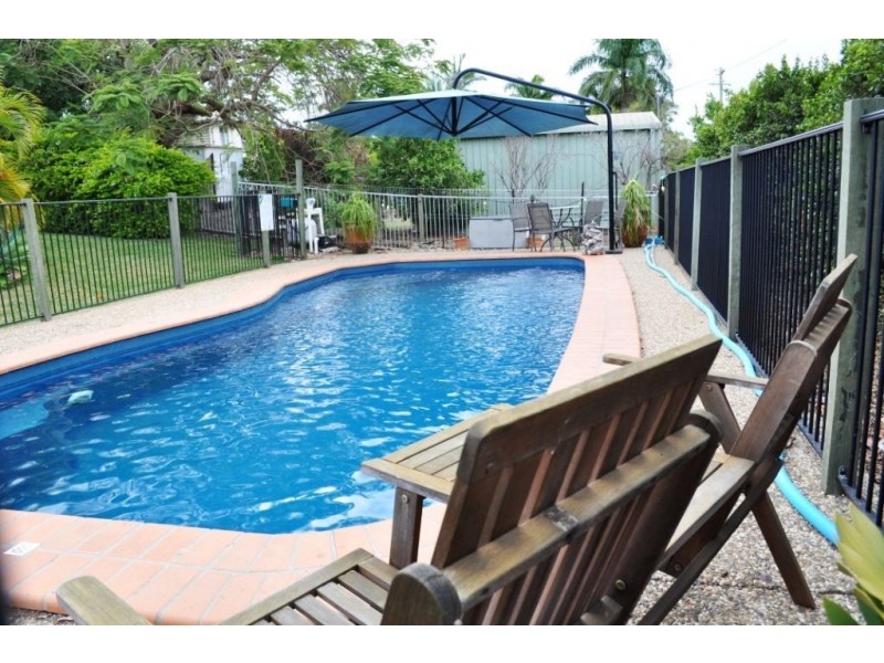 25 James street, Gracemere QLD 4702