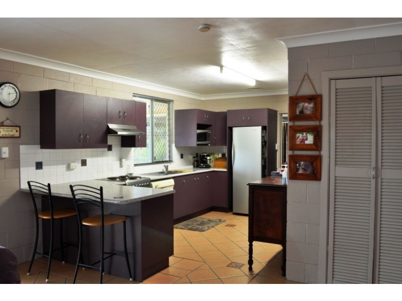 25 James street, Gracemere QLD 4702