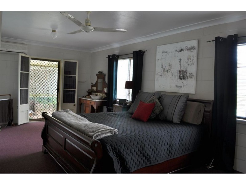 25 James street, Gracemere QLD 4702