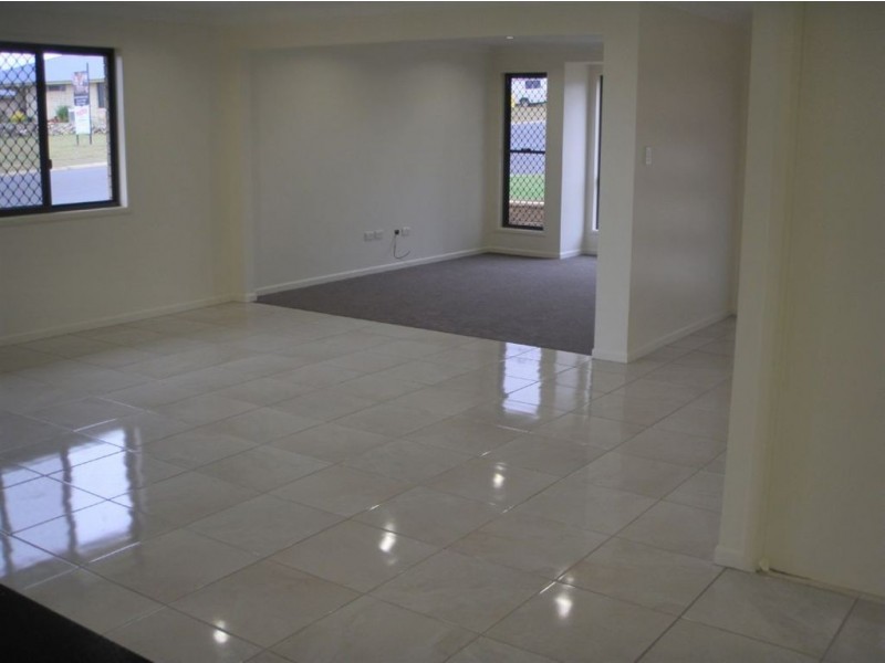 49 Jamie Crs, Gracemere QLD 4702