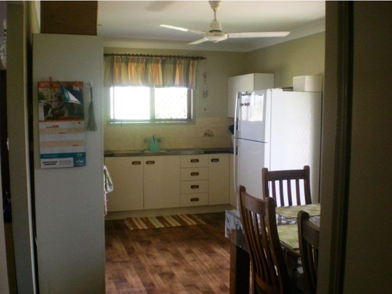 10 Reservoir Street, Gracemere QLD 4702
