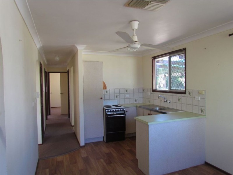 5 Fitzgerald St, Gracemere QLD 4702