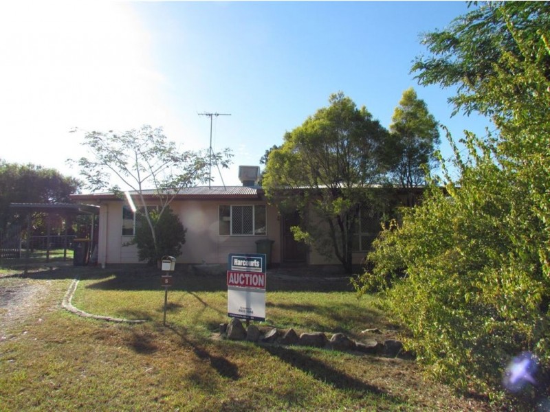 5 Fitzgerald St, Gracemere QLD 4702