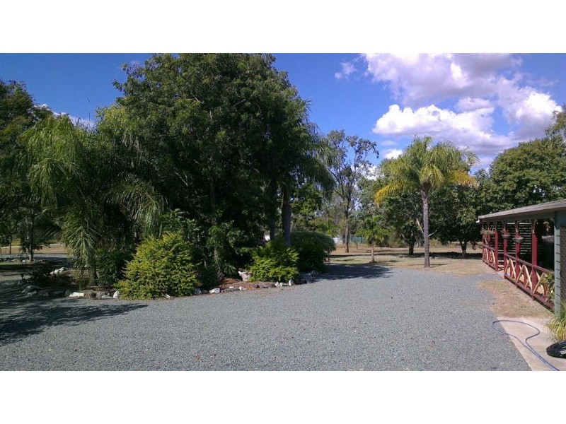 32 watts rd, Gracemere QLD 4702