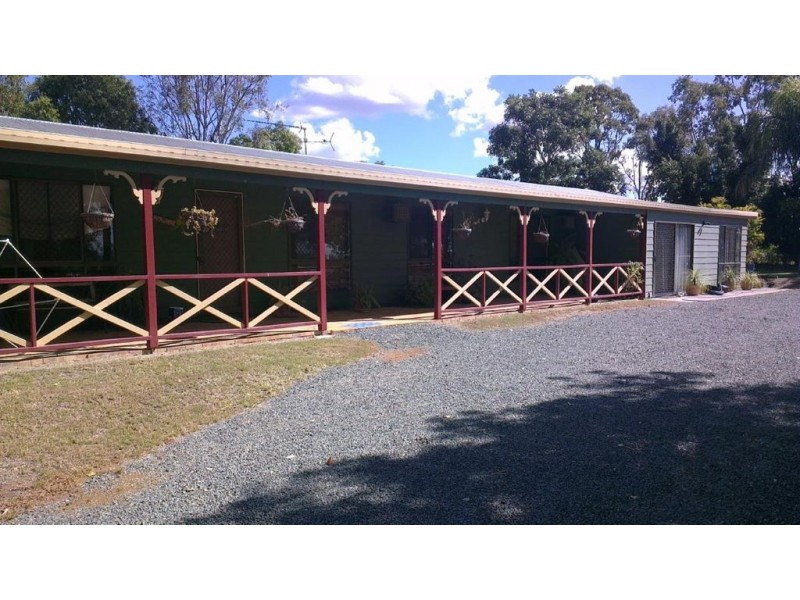 32 watts rd, Gracemere QLD 4702