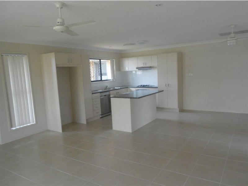 15 Webster street, Gracemere QLD 4702