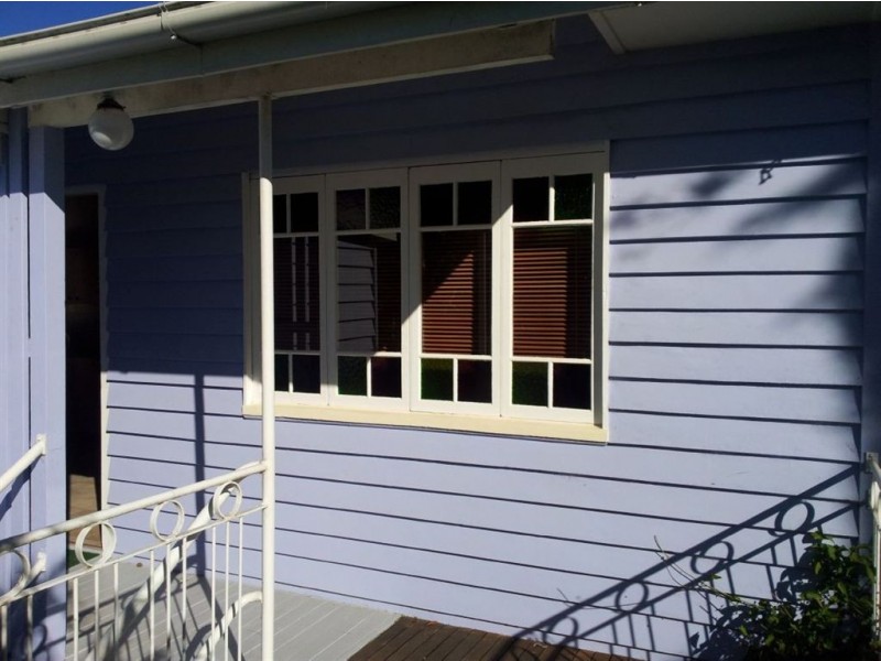 53 Hall St, Mount Morgan QLD 4714