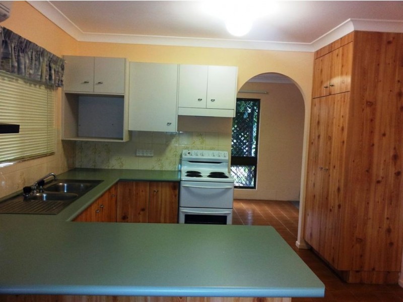 1 Charles Crescent, Gracemere QLD 4702