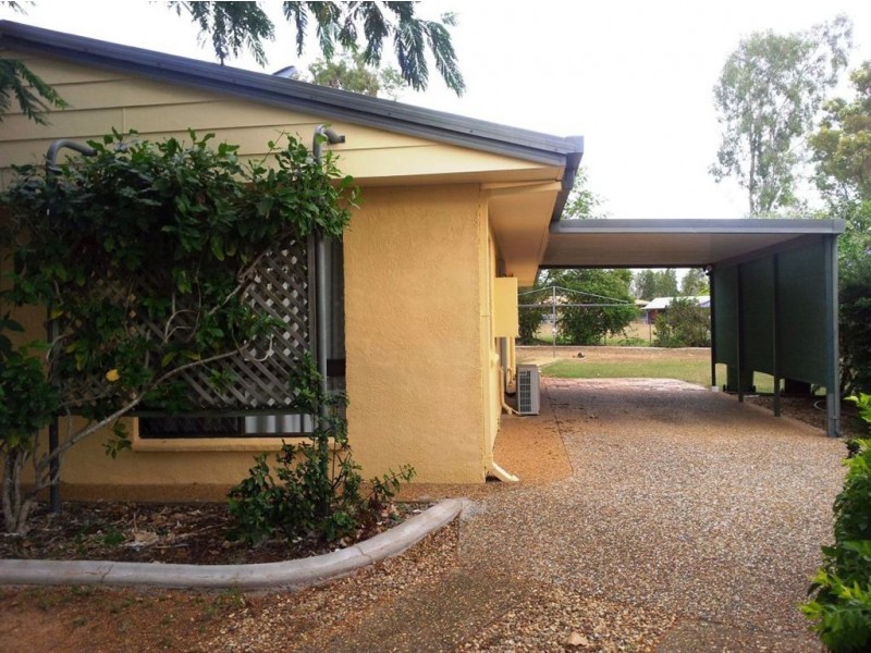 1 Charles Crescent, Gracemere QLD 4702