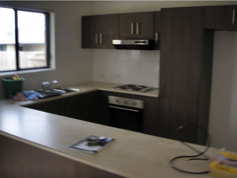 16 John Oxley Drive, Gracemere QLD 4702