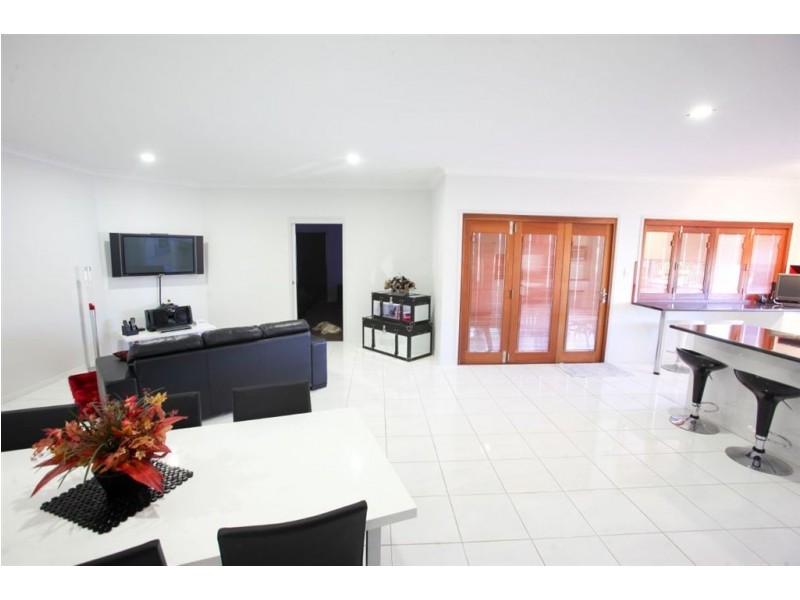 12 brady pl, Gracemere QLD 4702