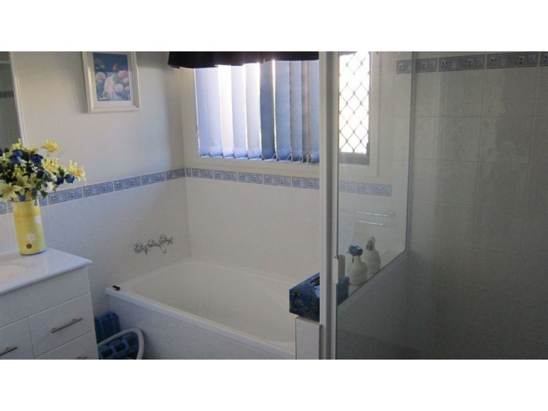 34 Origano Av, Gracemere QLD 4702