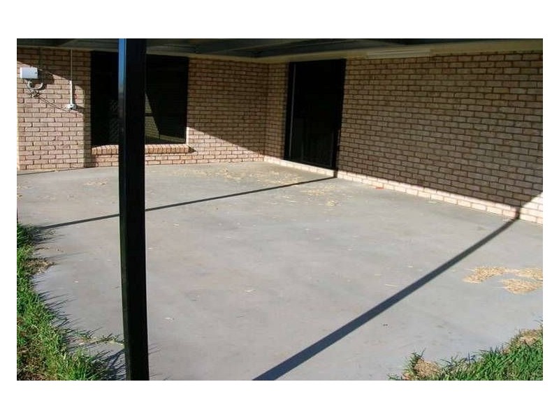 6 Poinciana Place, Gracemere QLD 4702