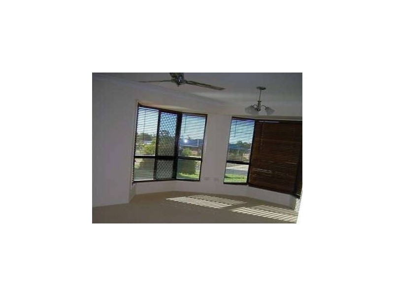 6 Poinciana Place, Gracemere QLD 4702
