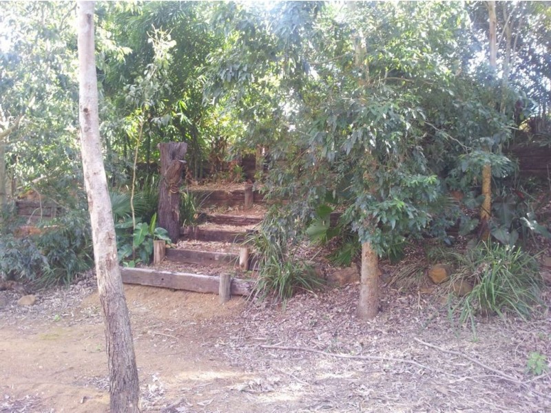 16 Usher Street, Mount Morgan QLD 4714