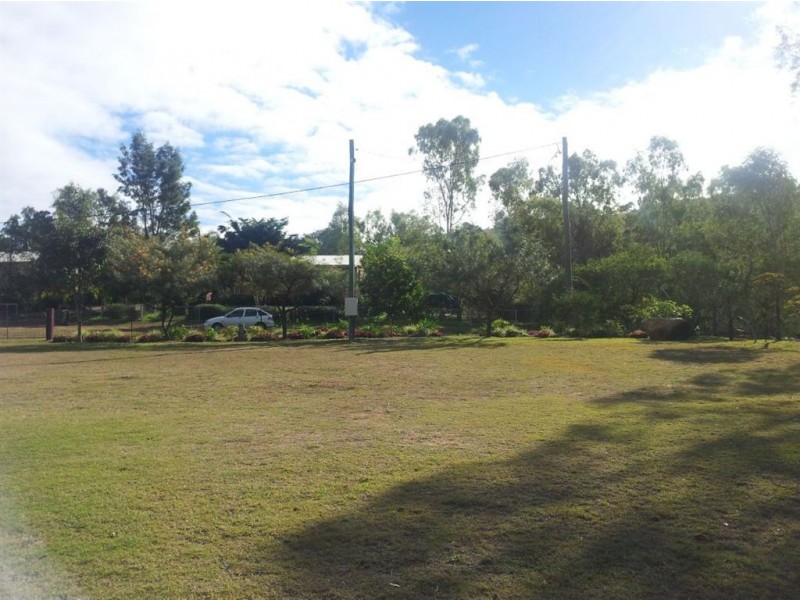 16 Usher Street, Mount Morgan QLD 4714