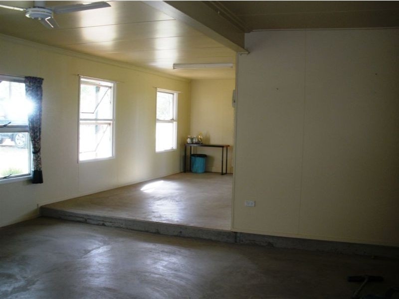 50487 Burnett Highway, Mount Morgan QLD 4714