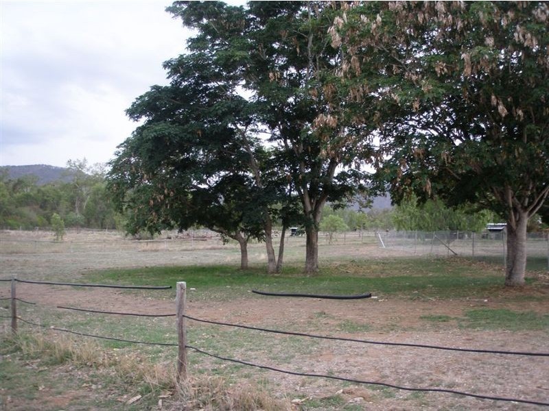 28 Sunray Avenue, Bouldercombe QLD 4702