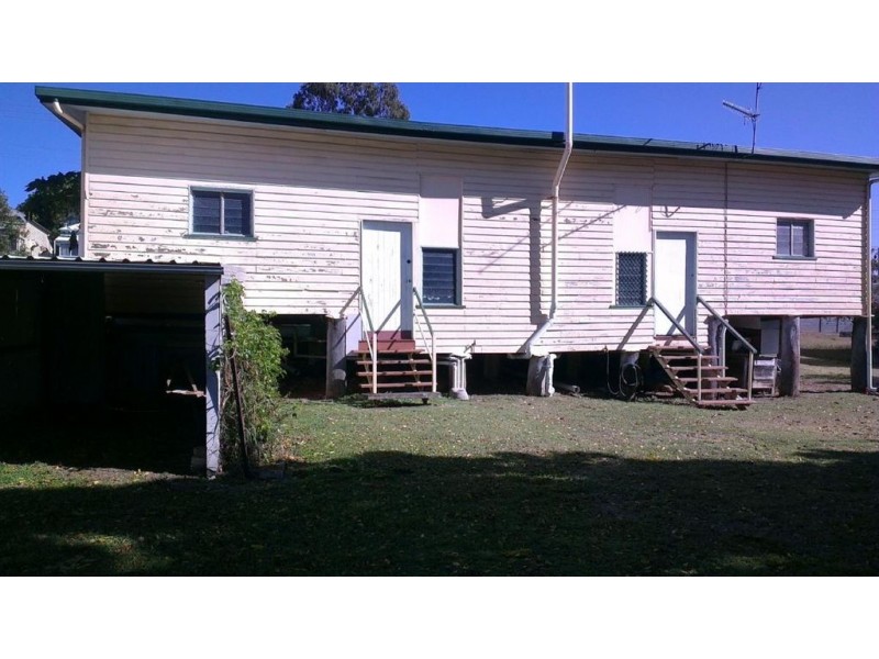 133 East Street, Mount Morgan QLD 4714