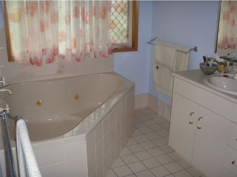 96 Richmont Drive, Bouldercombe QLD 4702