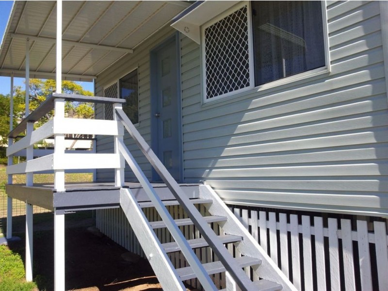 122 East Street, Mount Morgan QLD 4714