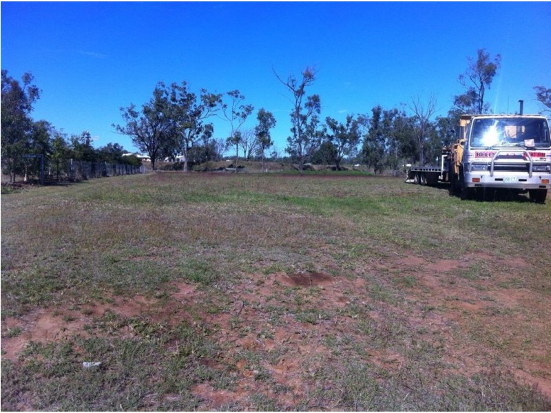 15 Freeman Court, Gracemere QLD 4702