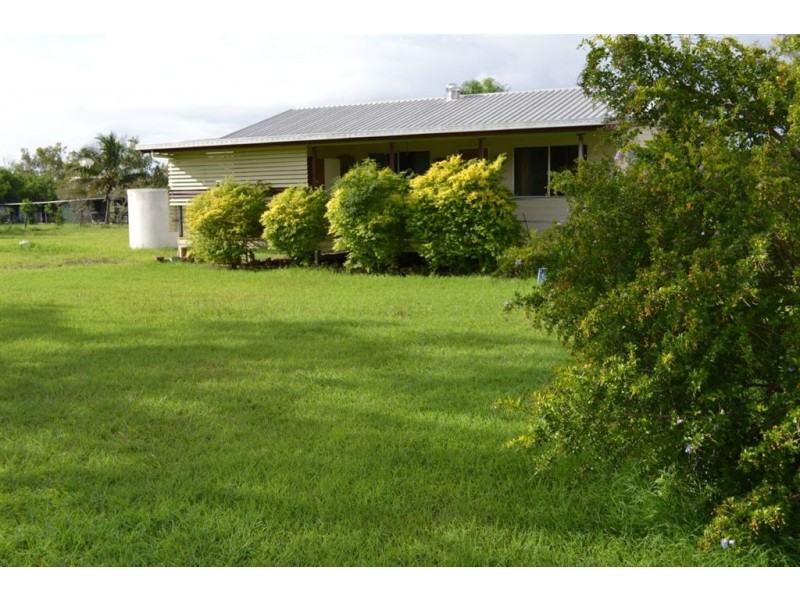 12 CARIGE AVENUE, Bouldercombe QLD 4702