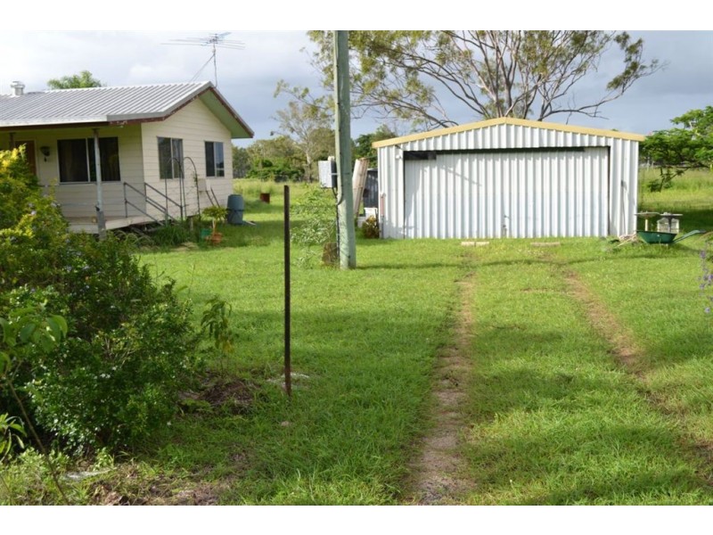 12 CARIGE AVENUE, Bouldercombe QLD 4702