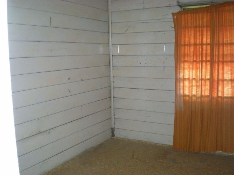 15 Grey Street, Mount Morgan QLD 4714