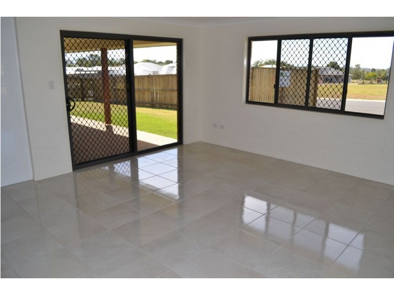 49A Jamie Crs, Gracemere QLD 4702