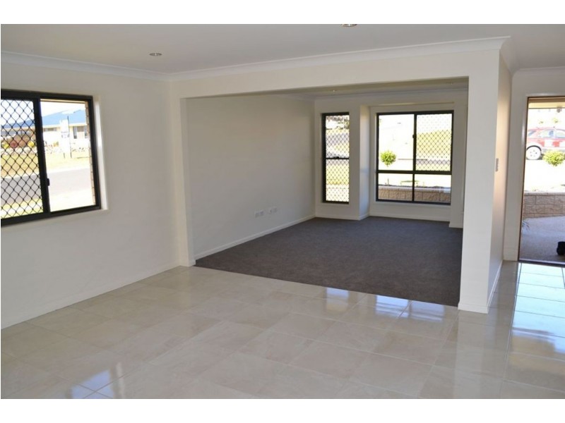 49A Jamie Crs, Gracemere QLD 4702