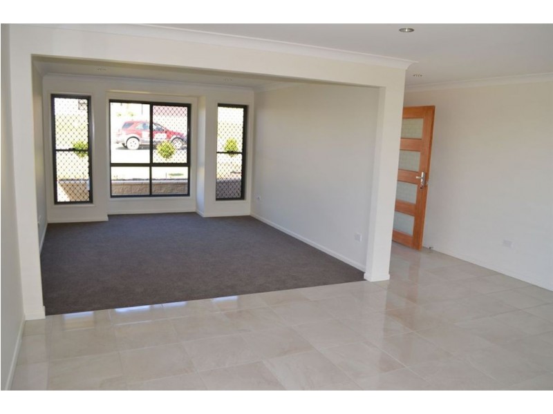 49A Jamie Crs, Gracemere QLD 4702