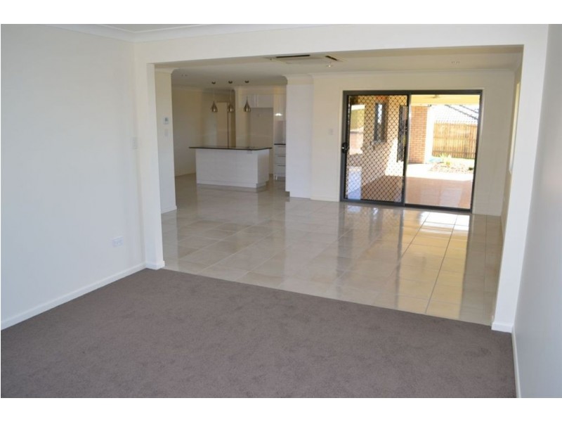 49A Jamie Crs, Gracemere QLD 4702