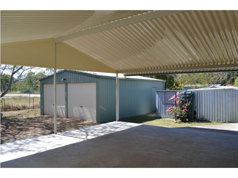 61 CAPRICORN STREET, Gracemere QLD 4702