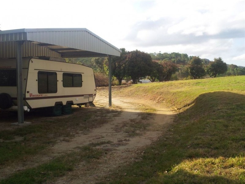 51142 Burnett Hwy, Mount Morgan QLD 4714
