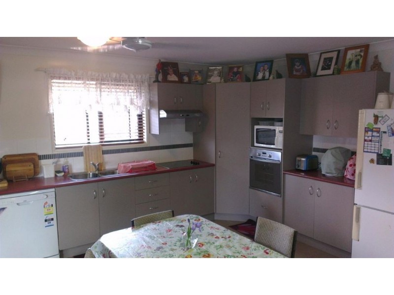 1/7 Poinciana Place, Gracemere QLD 4702