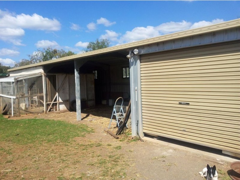 2 Radloff St, Mount Morgan QLD 4714