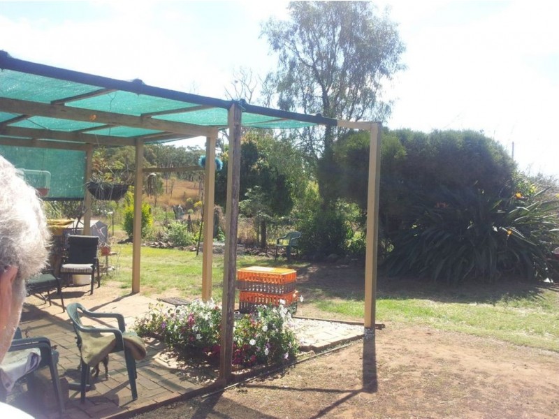 2 Radloff St, Mount Morgan QLD 4714