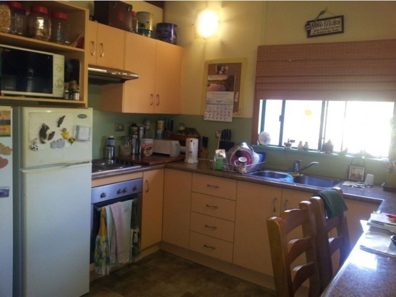 2 Radloff St, Mount Morgan QLD 4714