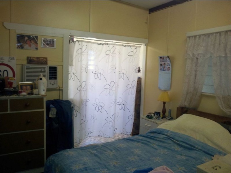 2 Radloff St, Mount Morgan QLD 4714