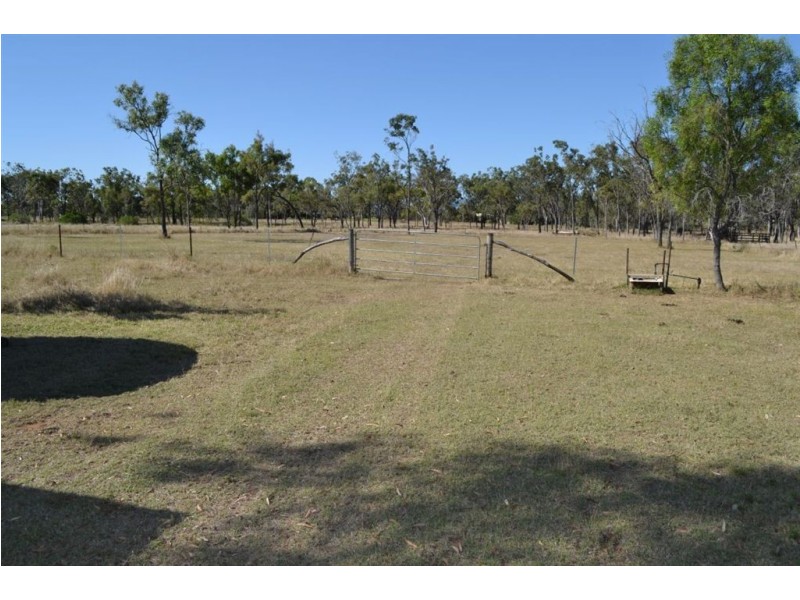 135 Stewart Street, Gracemere QLD 4702