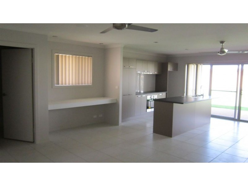 10 Conway Court, Gracemere QLD 4702